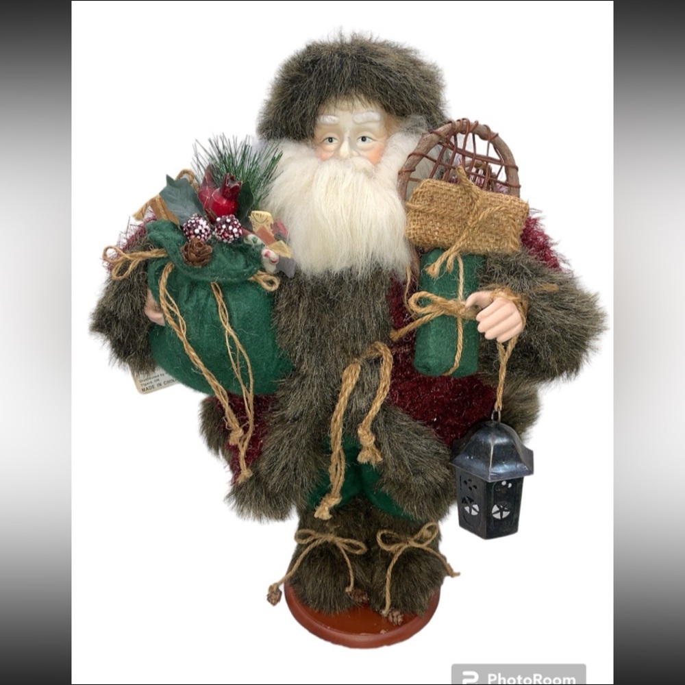 Old World Rustic Santa 19" vintage 90's Holiday Tradition Christmas decor
